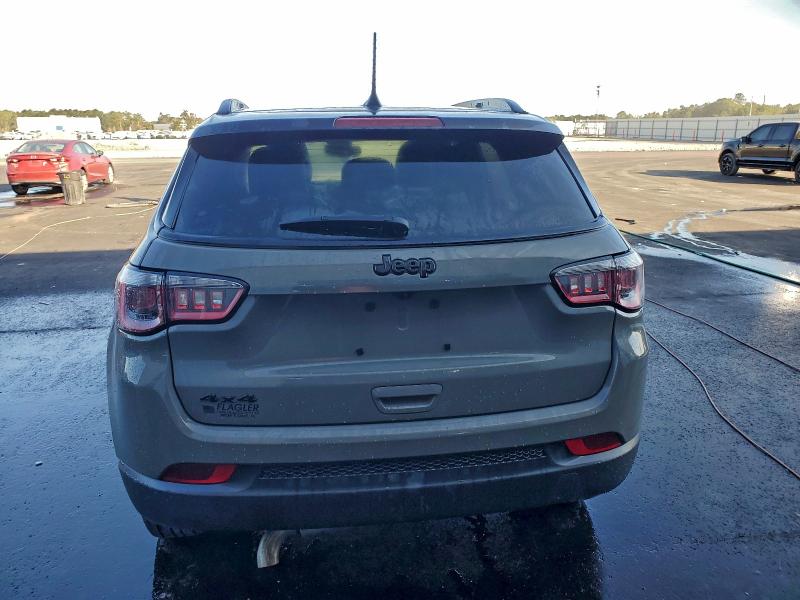 Photo 6 from auction – 2023 JEEP COMPASS LA with VIN 3C4NJDBN4PT563052