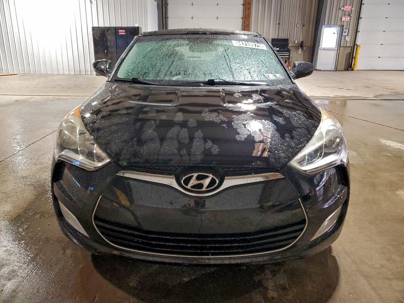 Photo 5 from auction – 2013 HYUNDAI VELOSTER with VIN KMHTC6AD0DU097607
