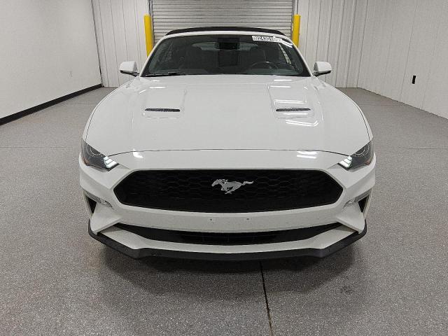 Photo 5 from auction – 2018 FORD MUSTANG with VIN 1FATP8UH2J5155702