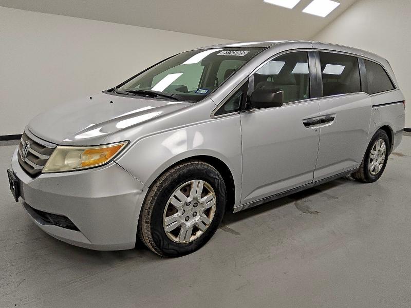 Photo 1 from auction – 2011 HONDA ODYSSEY LX with VIN 5FNRL5H25BB010240