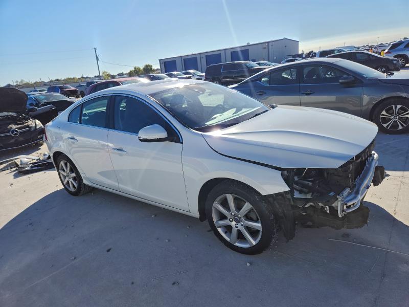 Photo 4 from auction – 2016 VOLVO S60 PREMIE with VIN YV126MFK9G2409906