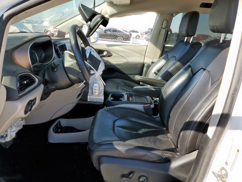 Photo 7 from auction – 2017 CHRYSLER PACIFICA E with VIN 2C4RC1L74HR765372