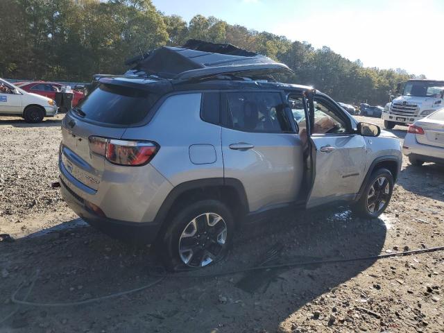 Photo 3 from auction – 2017 JEEP COMPASS TR with VIN 3C4NJDDB1HT640609