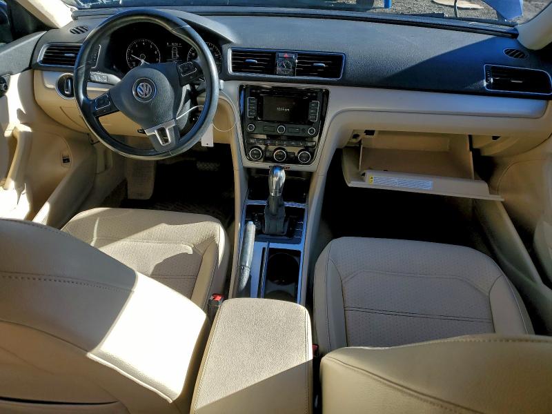 Photo 8 from auction – 2012 VOLKSWAGEN PASSAT SE with VIN 1VWBP7A33CC039915