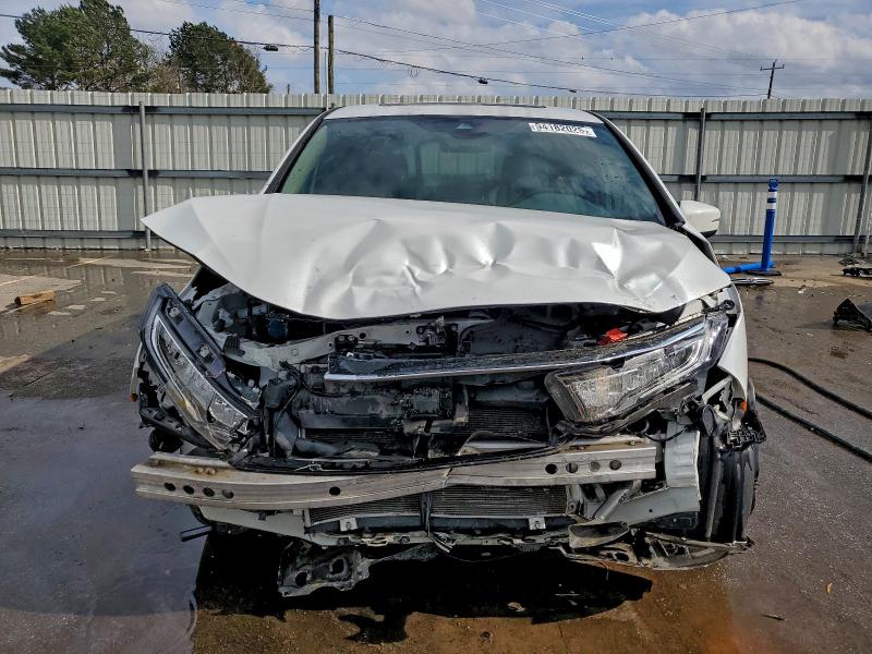 Photo 5 from auction – 2022 HONDA ODYSSEY with VIN 5FNRL6H74NB036205
