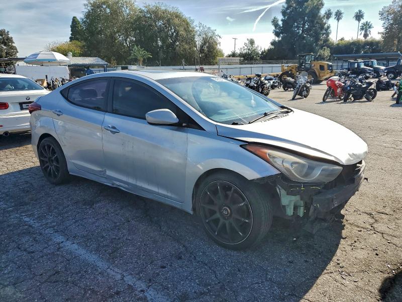 Photo 4 from auction – 2012 HYUNDAI ELANTRA GL with VIN KMHDH4AE2CU185771