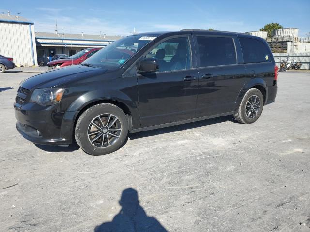 DODGE GRAND CARA 2018 with VIN 2C4RDGEG4JR346117 - Photo from auction