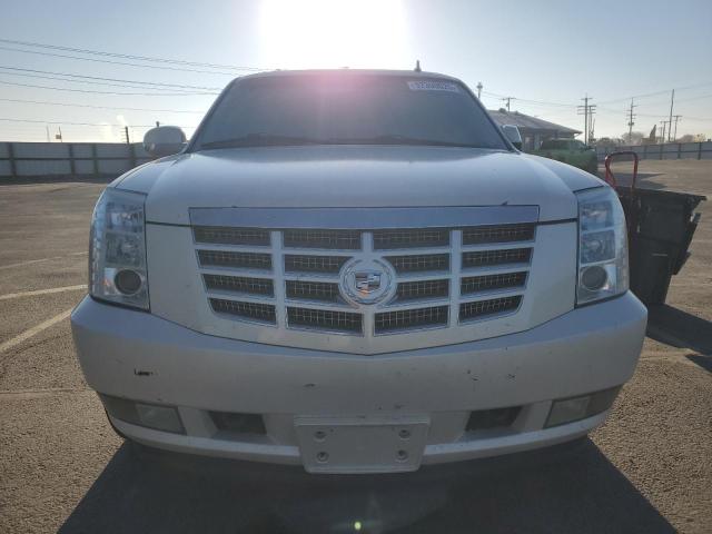 Photo 5 from auction – 2010 CADILLAC ESCALADE L with VIN 1GYUKBEF9AR240806