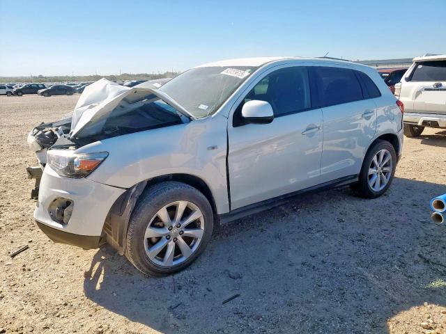 MITSUBISHI OUTLANDER 2015 with VIN 4A4AP3AU4FE050634 - Photo from auction