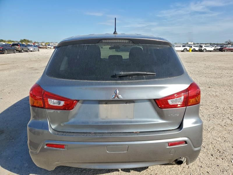 Photo 6 from auction – 2012 MITSUBISHI OUTLANDER with VIN JA4AP4AU6CZ009062