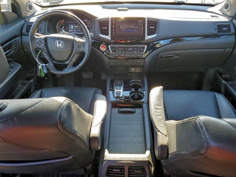 Zdjęcie 8 z aukcji – 2017 HONDA PILOT ELIT z VIN 5FNYF6H03HB068752
