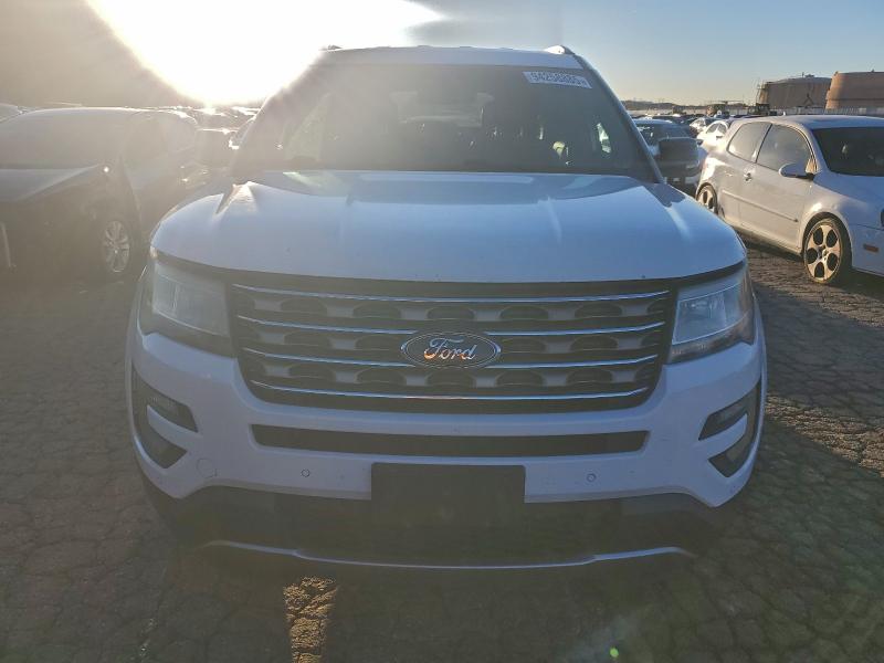 Photo 5 from auction – 2016 FORD EXPLORER X with VIN 1FM5K8D85GGB95234