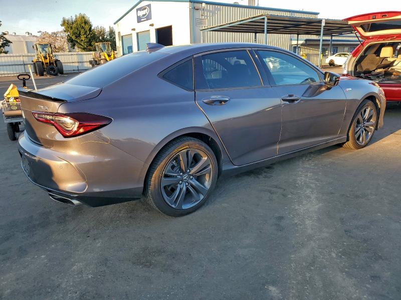 Photo 3 from auction – 2021 ACURA TLX TECH A with VIN 19UUB5F53MA015704
