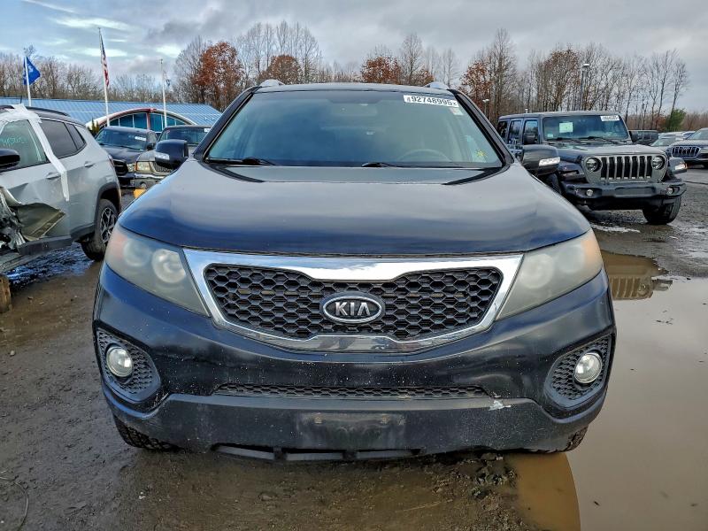Photo 5 from auction – 2012 KIA SORENTO EX with VIN 5XYKUDA61CG215747