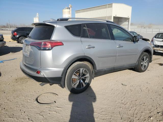 Photo 3 from auction – 2017 TOYOTA RAV4 XLE with VIN 2T3RFREV8HW574786