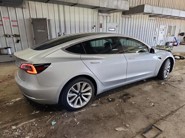 Photo 3 from auction – 2018 TESLA MODEL 3 with VIN 5YJ3E1EB4JF087614