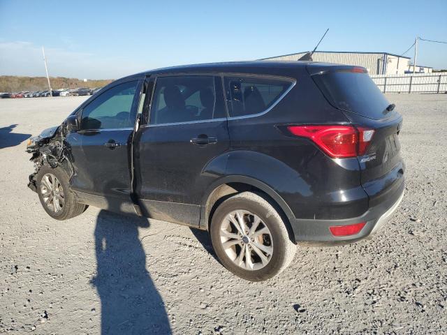 Photo 2 from auction – 2019 FORD ESCAPE with VIN 1FMCU0GD3KUB64859