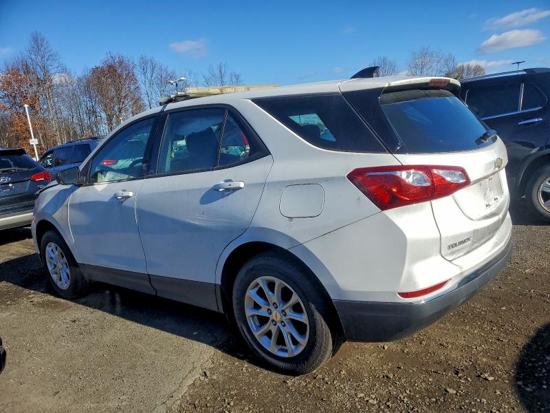 Photo 2 from auction – 2018 CHEVROLET EQUINOX LS with VIN 2GNAXREV4J6228415