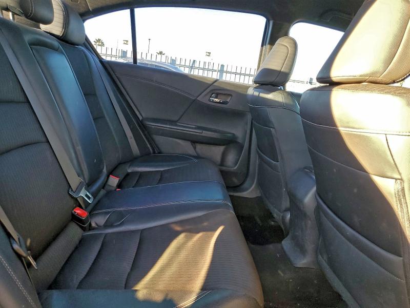 Photo 10 from auction – 2017 HONDA ACCORD SPO with VIN 1HGCR2F50HA024985