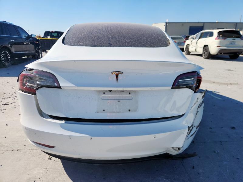 Photo 6 from auction – 2018 TESLA MODEL 3 with VIN 5YJ3E1EA5JF025369