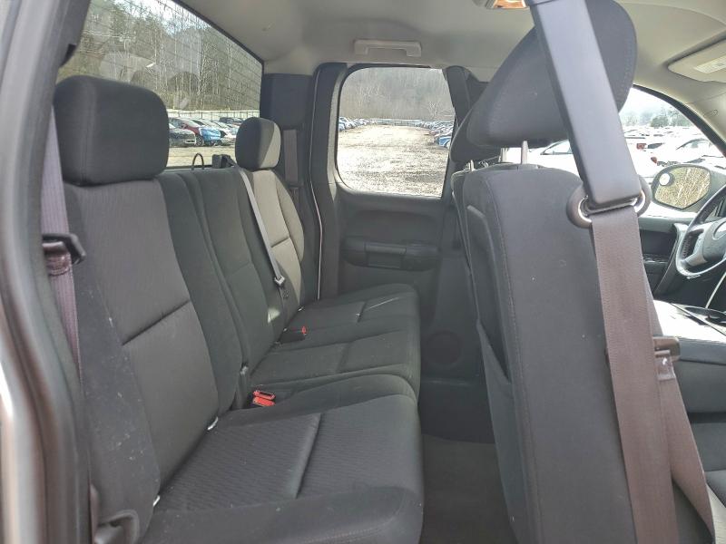 Photo 10 from auction – 2013 CHEVROLET SILVERADO with VIN 1GCRKSE78DZ299547
