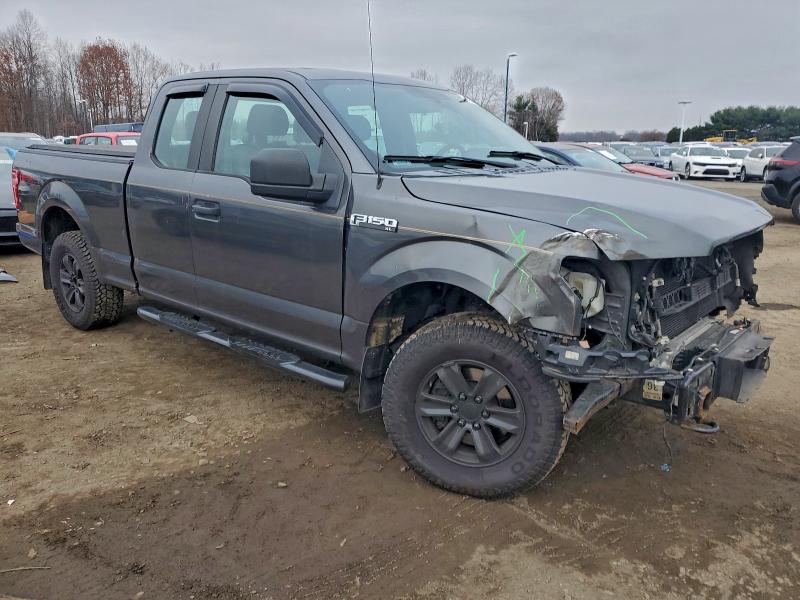 Photo 4 from auction – 2016 FORD F150 SUPER with VIN 1FTEX1EP9GFA34569