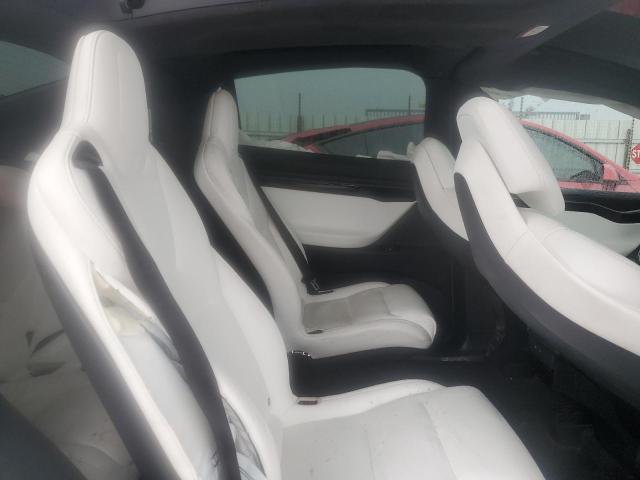 Photo 11 from auction – 2018 TESLA MODEL X with VIN 5YJXCBE24JF116932