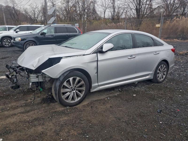 HYUNDAI SONATA SPO 2015 with VIN 5NPE34AF5FH047110 - Photo from auction