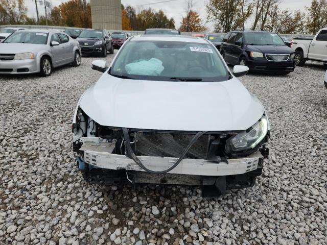 Photo 5 from auction – 2017 HONDA CIVIC EX with VIN 19XFC2F84HE050008