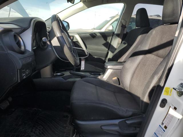 Photo 7 from auction – 2014 TOYOTA RAV4 LE with VIN JTMBFREV4ED082590