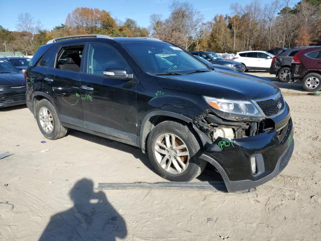 Photo 4 from auction – 2015 KIA SORENTO LX with VIN 5XYKT4A60FG568665