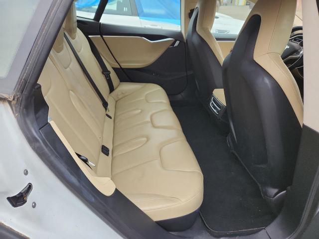 Photo 10 from auction – 2015 TESLA MODEL S 85 with VIN 5YJSA1H21FF084437