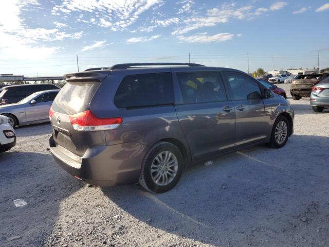 Photo 3 from auction – 2012 TOYOTA SIENNA XLE with VIN 5TDYK3DC6CS188611