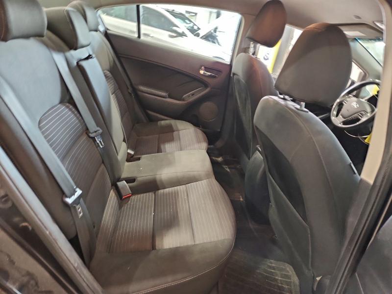 Photo 10 from auction – 2015 KIA FORTE LX with VIN KNAFX4A65F5437257
