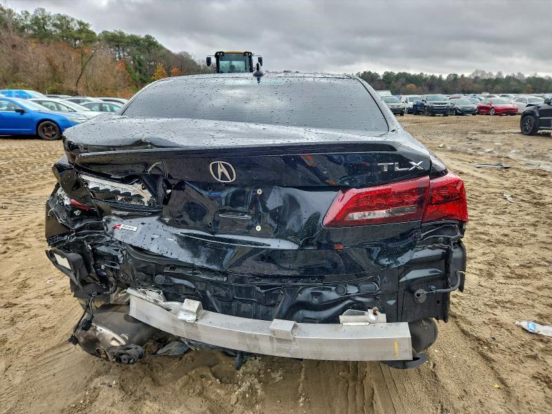 Photo 6 from auction – 2018 ACURA TLX with VIN 19UUB2F66JA005493