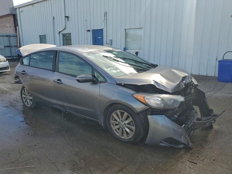 Photo 4 from auction – 2016 KIA FORTE LX with VIN KNAFX4A64G5479713