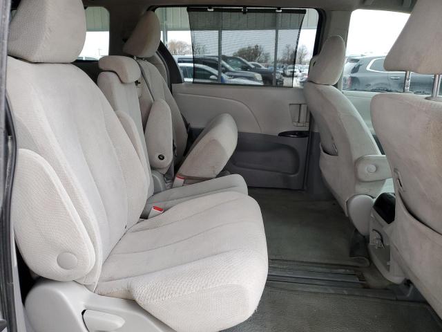 Photo 11 from auction – 2012 TOYOTA SIENNA LE with VIN 5TDKK3DC8CS249317