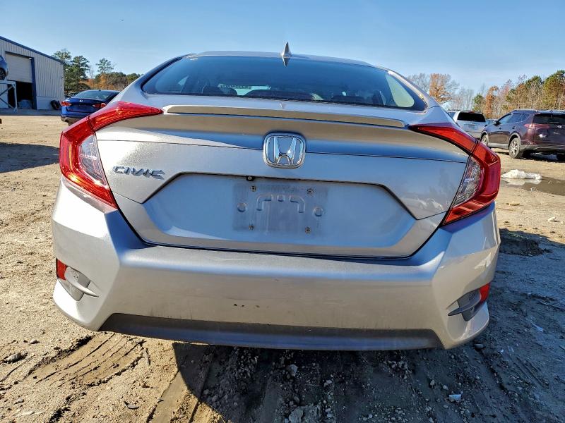 Photo 6 from auction – 2017 HONDA CIVIC EXL with VIN 19XFC1F74HE024056