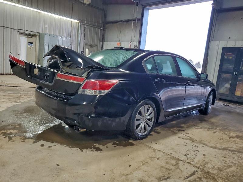 Photo 3 from auction – 2011 HONDA ACCORD EXL with VIN 1HGCP2F88BA152074