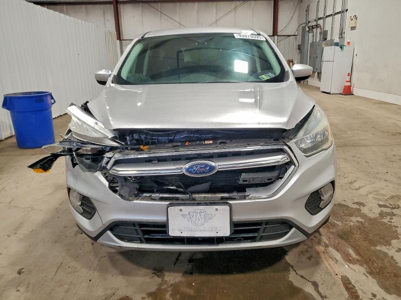 Photo 5 from auction – 2017 FORD ESCAPE SE with VIN 1FMCU9GD1HUC41144