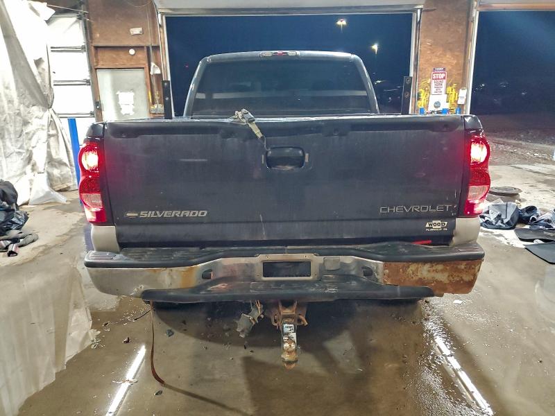 Photo 6 from auction – 2005 CHEVROLET SILVERADO with VIN 1GCEK19B65Z310358