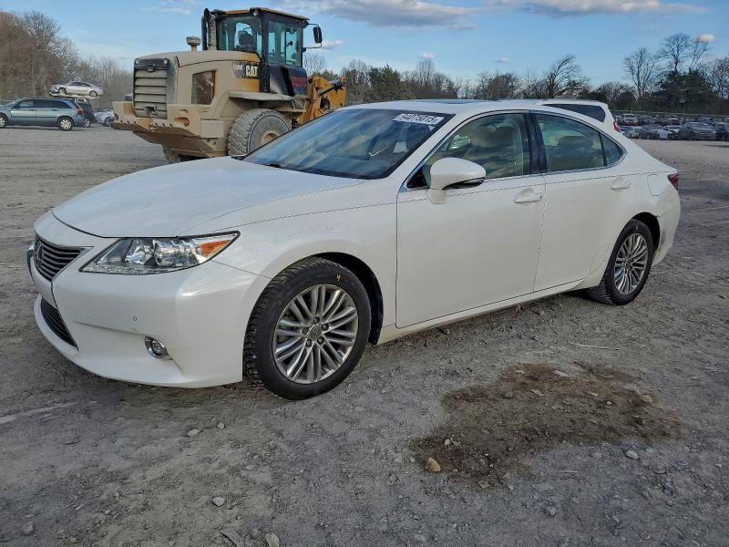 LEXUS ES 350 2015 with VIN JTHBK1GG7F2181962 - Photo from auction