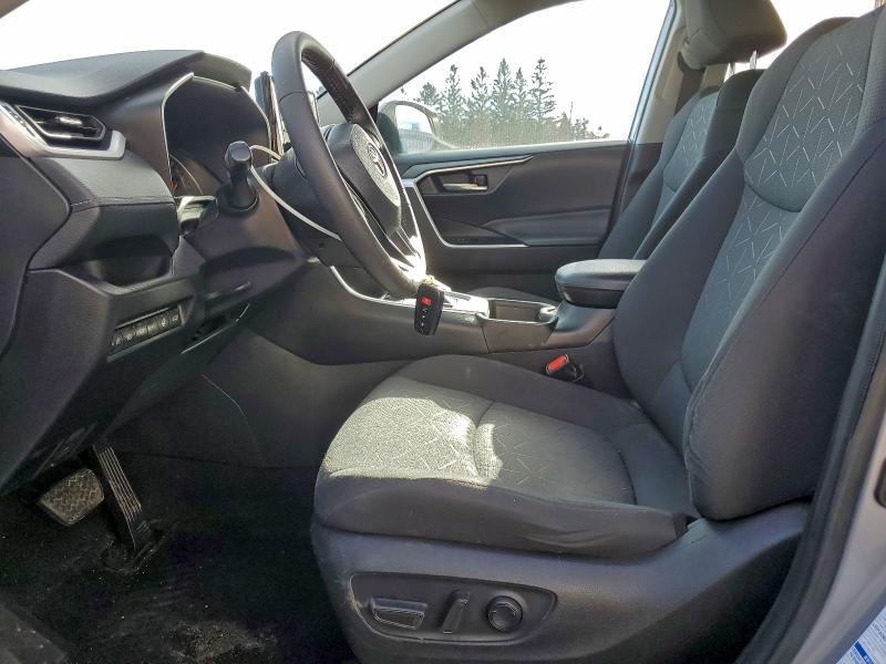 Photo 7 from auction – 2021 TOYOTA RAV4 XLE with VIN 2T3R1RFVXMC224889