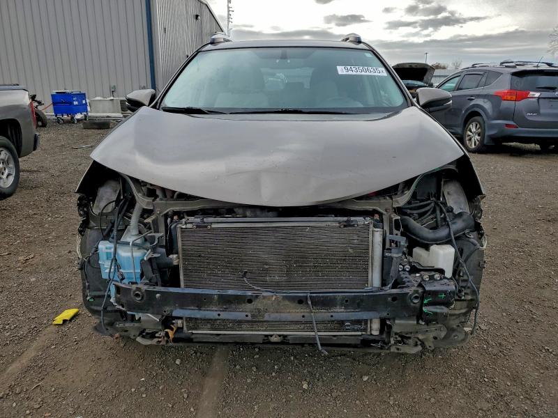 Photo 5 from auction – 2015 TOYOTA RAV4 XLE with VIN JTMWFREV1FD047749