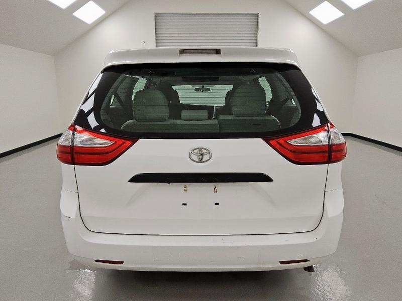 Photo 6 from auction – 2016 TOYOTA SIENNA with VIN 5TDZK3DC8GS716580