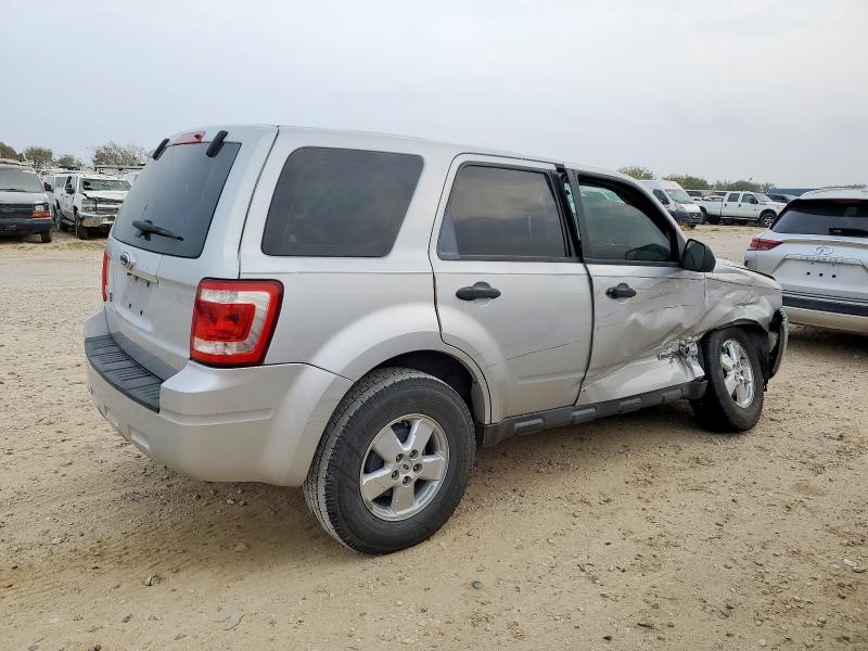 Photo 3 from auction – 2008 FORD ESCAPE XLS with VIN 1FMCU02Z48KE21972