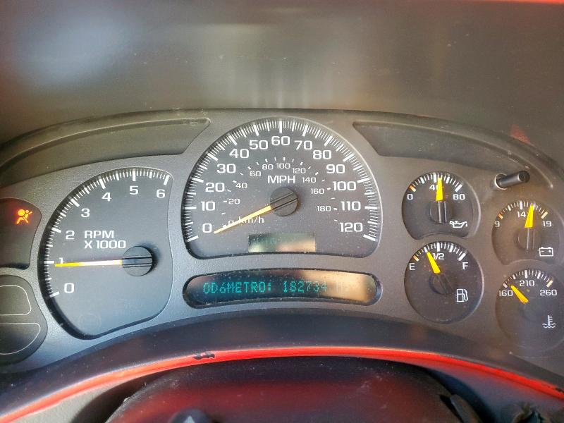 Photo 9 from auction – 2004 CHEVROLET SILVERADO with VIN 2GCEC19T041121413