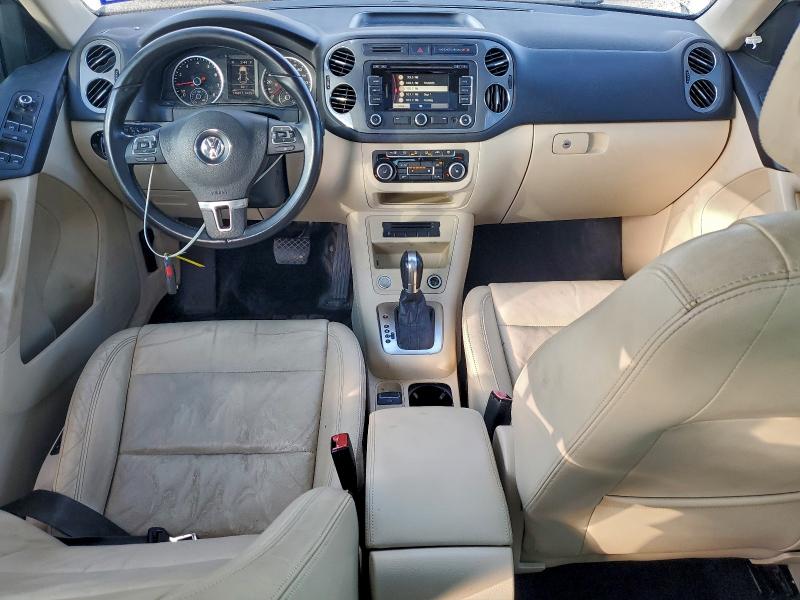Photo 8 from auction – 2012 VOLKSWAGEN TIGUAN S with VIN WVGAV7AX9CW090465