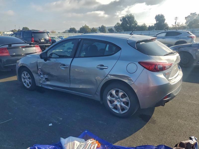 Photo 2 from auction – 2016 MAZDA 3 SPORT with VIN 3MZBM1J7XGM239154
