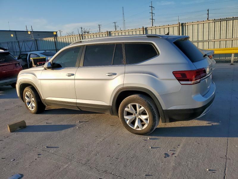 Photo 2 from auction – 2018 VOLKSWAGEN ATLAS with VIN 1V2AR2CA0JC549965